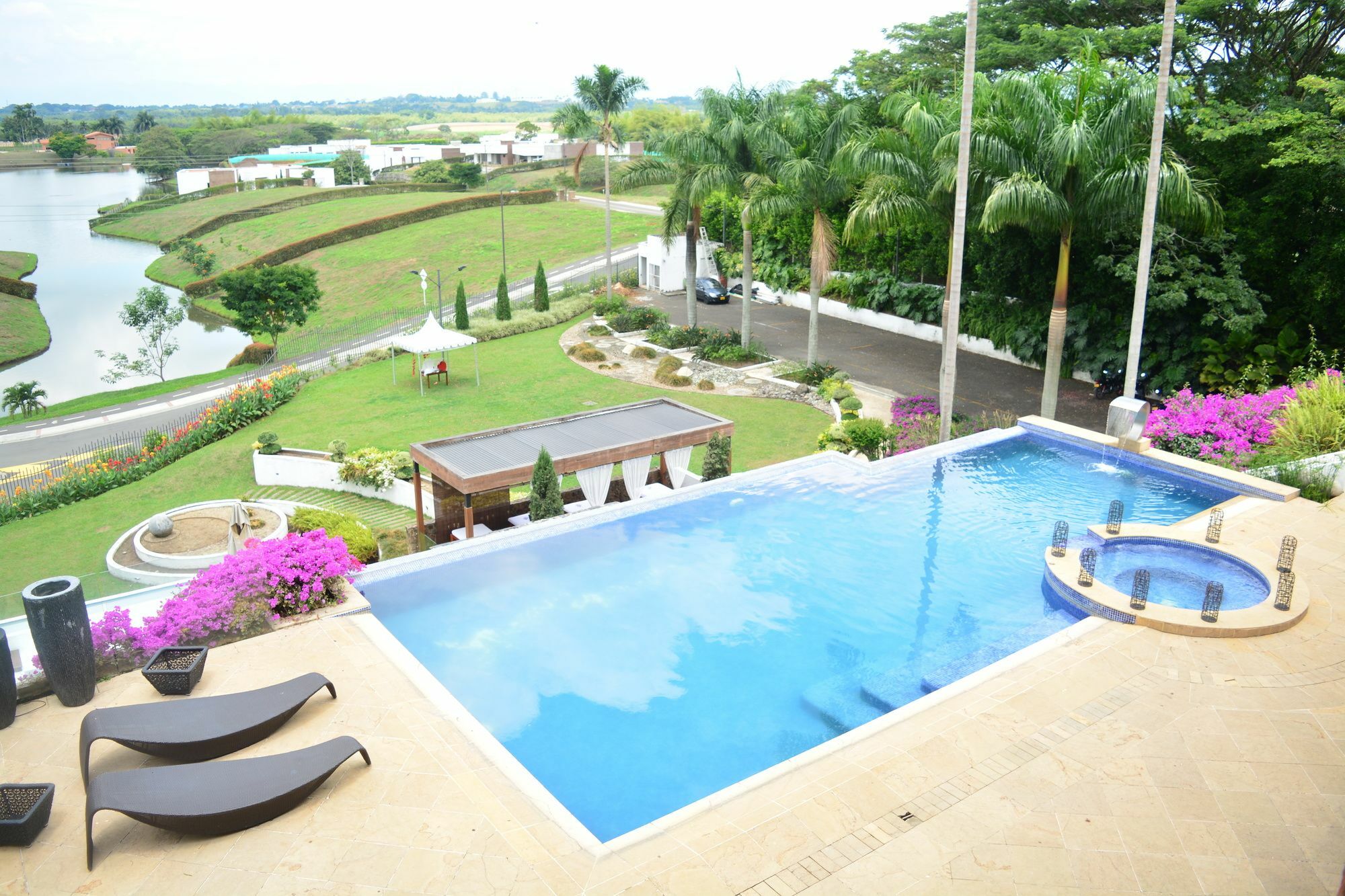 Visus Hotel Boutique & Spa เปเรย์รา ภายนอก รูปภาพ